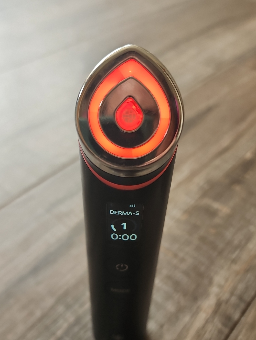 Medicube Age R Booster Pro + suprise bonuses - Picture 4 of 8